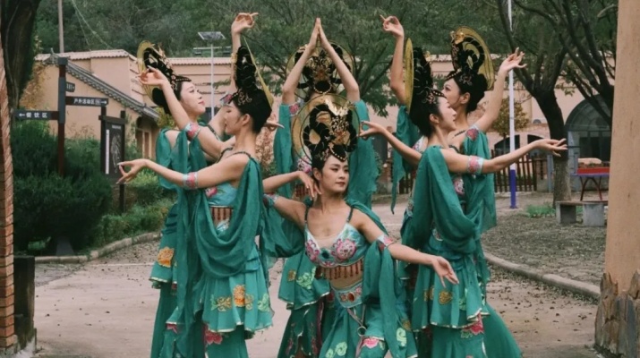 202510271761526837434147.jpg 640.jpg