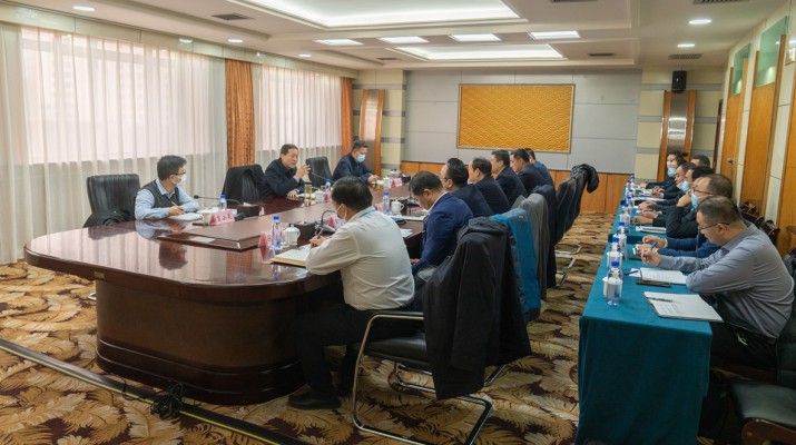省政府國(guó)資委黨委書記、主任吳萬華到蘭州飯店調(diào)研